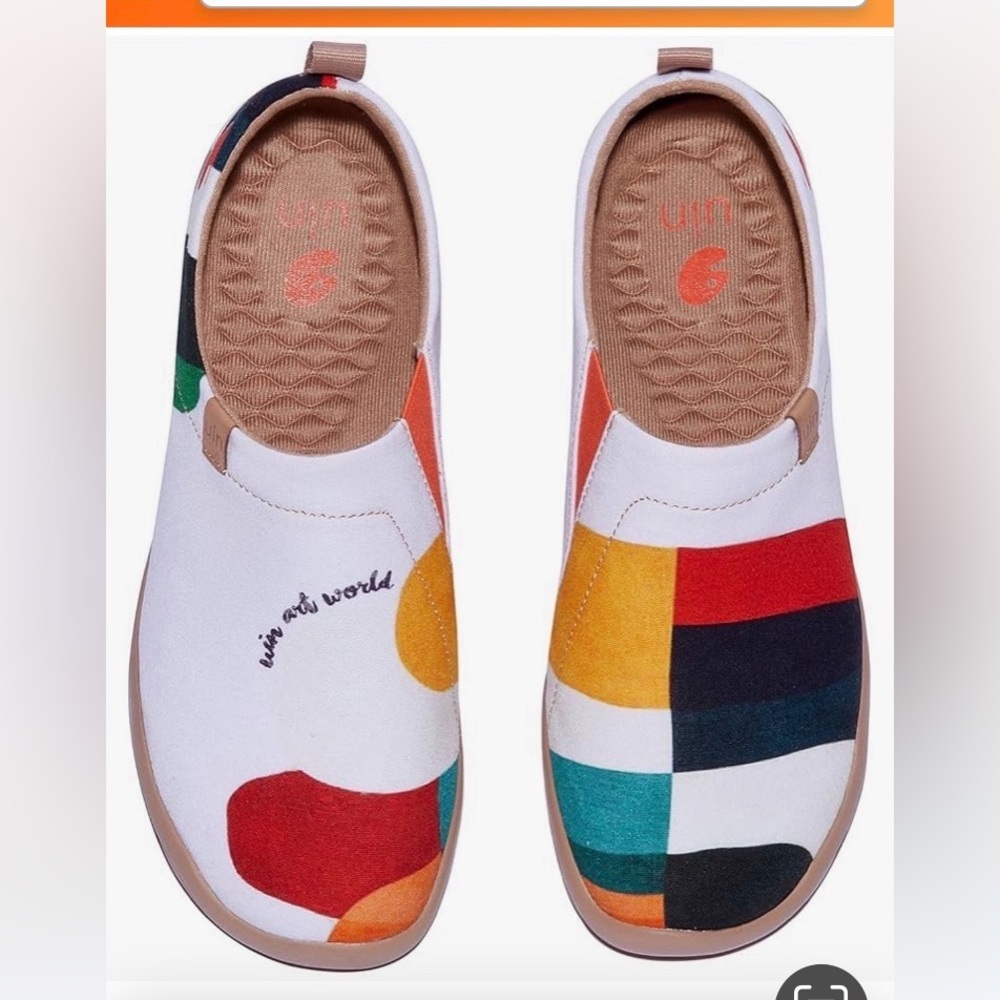 NWOT uin walking travel slip on sneakers tolido canvas shoes, size 10